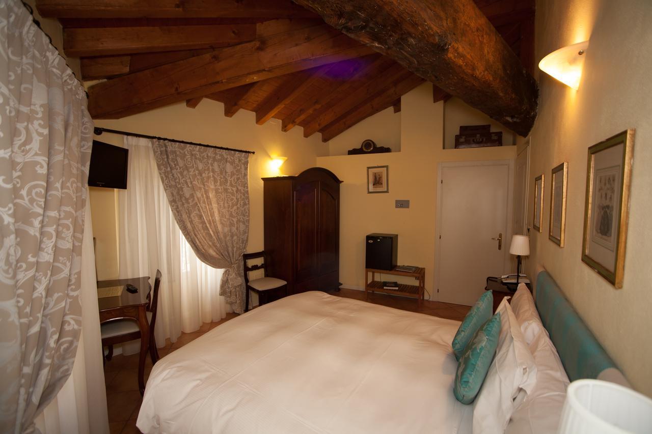 Albergo Orologio Brescia megye Kültér fotó