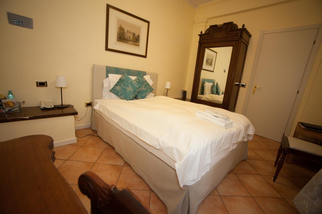 Albergo Orologio Brescia megye Kültér fotó