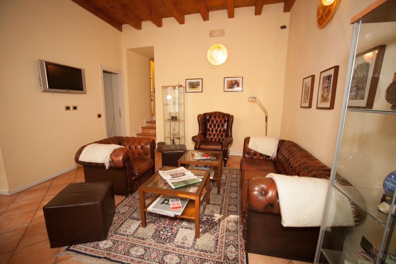 Albergo Orologio Brescia megye Kültér fotó